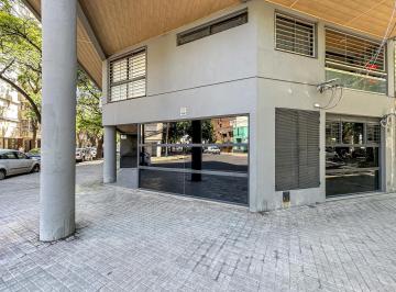 Local comercial · 43m² · 3 Ambientes · Local Comercial con 2 Privados y Recepción en Esquina de Abasto