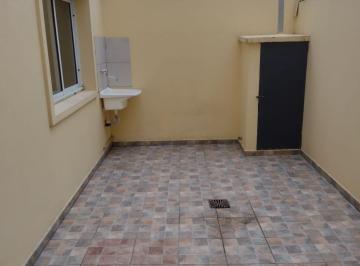 Departamento · 40m² · 2 Ambientes · Departamento 2 Ambientes con Patio en Alquiler – Lanús Este