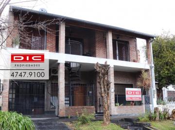Casa · 185m² · 6 Ambientes · 2 Cocheras · Casa Multifamiliar 5 Dorm. Venta Boulogne