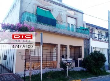 Terreno · 177m² · 6 Ambientes · Lote de 8.66x34.64 C/2 Unidades de 3 Amb y Jardin en Beccar