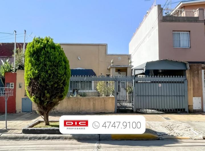 Casa · 130m² · 4 Ambientes · 1 Cochera