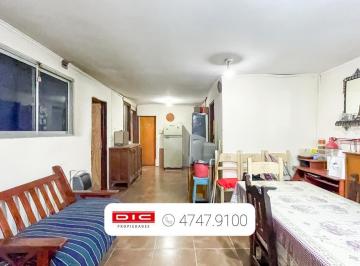 Casa · 374m² · 3 Ambientes · Casa 2 Dorm. Venta - Beccar