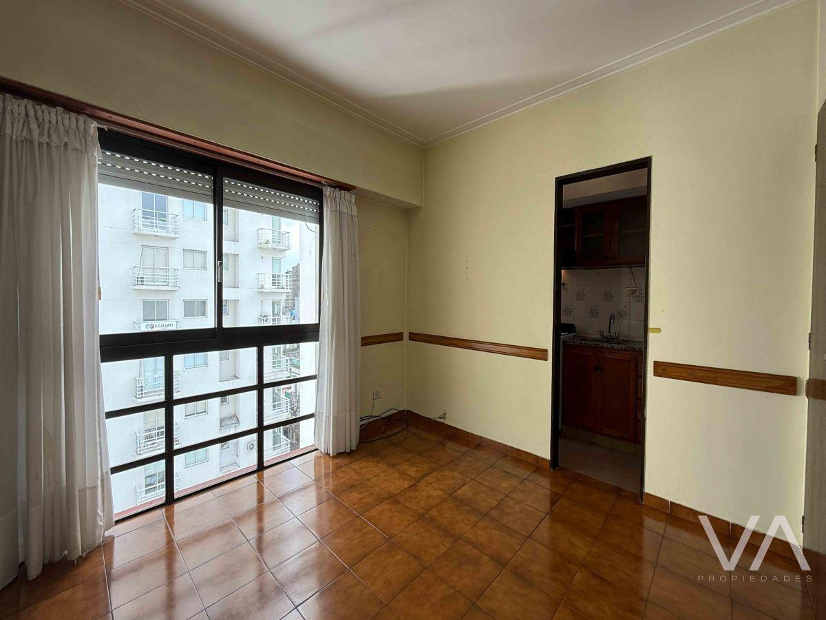 Departamento de 2 ambientes en venta, ubicado en calle San Martin al 3000, en el Centro