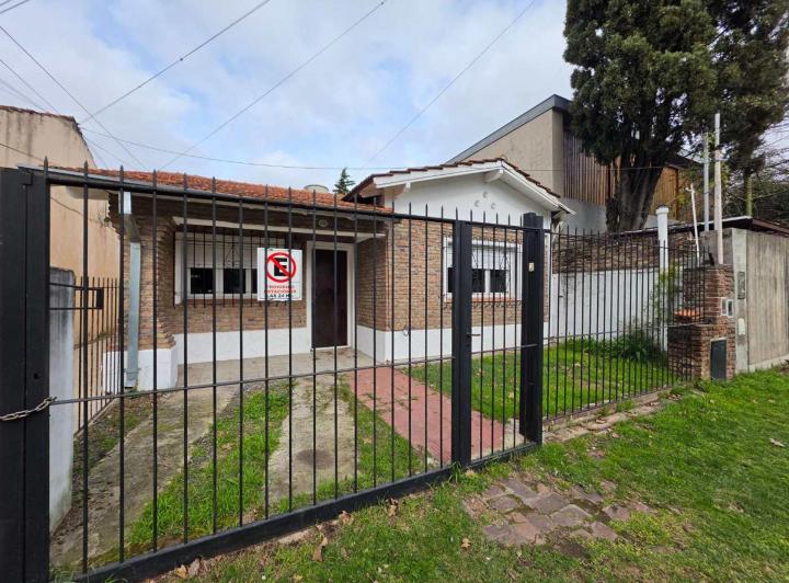 Casa · 62m² · 3 Ambientes · 1 Cochera