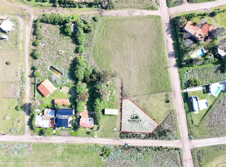 Terreno · 684m²