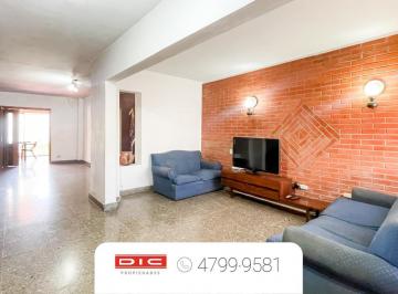 Casa · 141m² · 5 Ambientes · 1 Cochera · Casa 4 Dorm. Venta - Olivos - Maipu/uzal