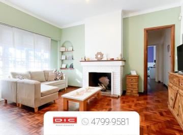 Casa · 180m² · 5 Ambientes · 1 Cochera · Chalet 3 Dorm. Venta - Olivos - Golf
