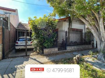 Casa · 150m² · 4 Ambientes · 1 Cochera · Chalet 2 Dorm. Venta - Olivos - Roche