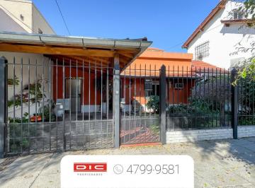 Casa · 146m² · 5 Ambientes · 1 Cochera · Casa 3 Dorm. Venta - Olivos - Roche