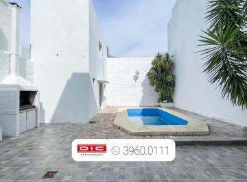 Casa · 105m² · 3 Ambientes · 1 Cochera · Duplex 1 Dormitorio Reciclado a Nuevo