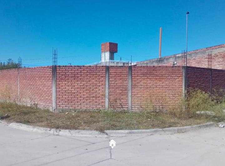 Terreno · 330m²