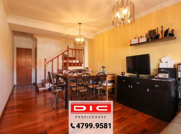 Casa · 95m² · 4 Ambientes · 1 Cochera