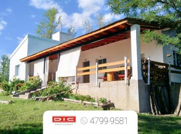 Casa · 120m² · 3 Ambientes · 1 Cochera · Casa en Estancia Grande