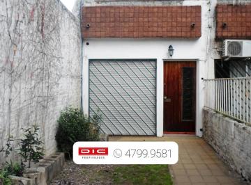 Casa · 113m² · 4 Ambientes · 3 Cocheras · Casa 3 Dorm. Venta - Olivos