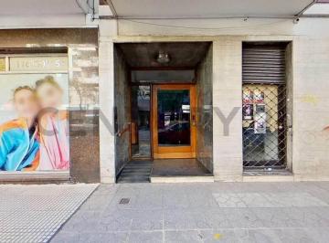 Departamento · 86m² · 4 Ambientes · Venta Departamento 3 Ambientes con Dependencia y 2 Baños Completos en Palermo con Balcón