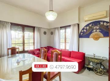 Casa · 154m² · 7 Ambientes · 1 Cochera · Chalet 4 Dorm. Venta - Florida Mitre/este