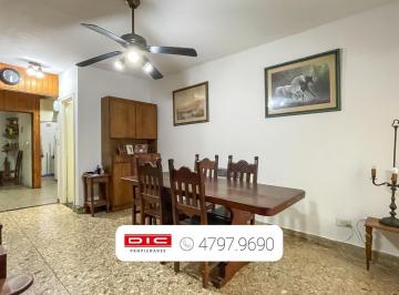 Casa · 95m² · 6 Ambientes · Casa 4 Dorm. Venta - Vicente Lopez - Vias/maipu