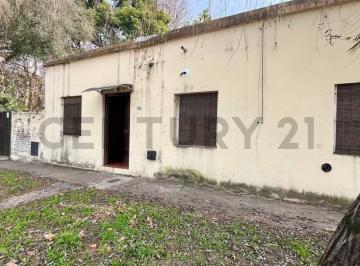 Casa · 110m² · 3 Ambientes · 3 Cocheras · Venta Casa 3/4 Amb con Patio, San Miguel