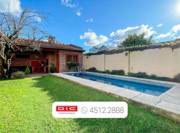 Casa · 245m² · 7 Ambientes · Chalet 4 Dorm. Venta - Martinez