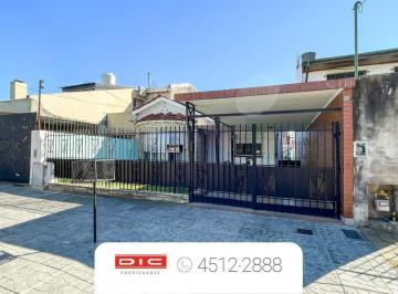 Casa · 167m² · 3 Ambientes · 1 Cochera · Casa 3 Ambientes en Venta Martinez