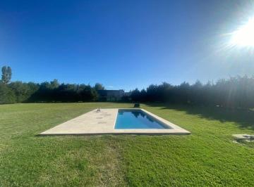 Casa · 250m² · 6 Ambientes · Venta Casa 6 Ambientes Las Lomas Spegazzini Ezeiza