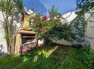 Casa · 93m² · 4 Ambientes · 1 Cochera · Venta Almagro Dúplex PH Tipo Casa 4 Ambientes Jardín Parrilla Cochera Apto Credito