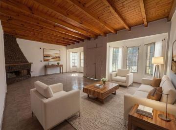 Casa · 241m² · 5 Ambientes · 2 Cocheras · Venta Casa 5 Amb Don Torcuato Apto Credito Pileta