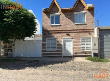 PH · 124m² · 2 Dormitorios · 1 Cochera · PH en Barrio Confluencia Neuquen