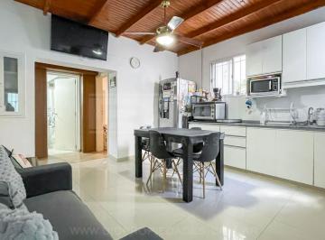 Casa · 65m² · 4 Ambientes · 1 Cochera · Casa 3 Dorm. Venta - Carapachay
