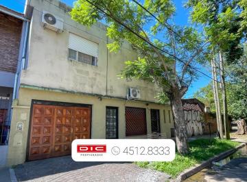 Casa · 89m² · 3 Ambientes · 1 Cochera · Casa 2 Dorm. Venta - Munro