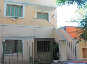 Casa · 72m² · 3 Ambientes · Munro | Excelente 3 Ambientes | a Nuevo | P. Alta