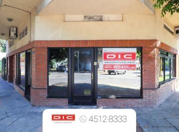 Local comercial · 16m² · 1 Ambiente · Muy Buen Local en Esquina Calle Transitada Próximo a Estación - Villa Adelina