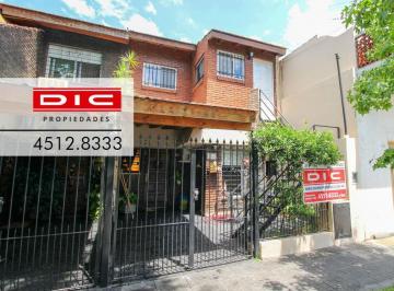 Casa · 100m² · 6 Ambientes · 1 Cochera · Duplex 6 Ambientes Venta - Villa Adelina