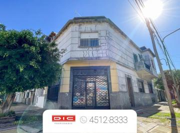 Local comercial · 102m² · 3 Ambientes · PH 2 Dorm. Local Venta en Block - Carapachay