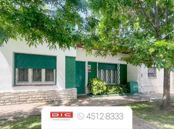 Casa · 125m² · 6 Ambientes · Casa 5 Dorm. Venta - Munro