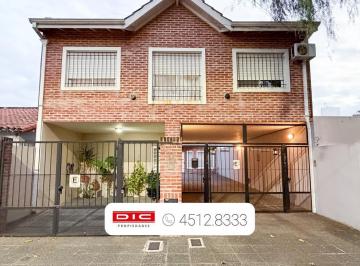 Casa · 81m² · 4 Ambientes · 1 Cochera · Duplex 2 Dorm. Venta - Villa Adelina