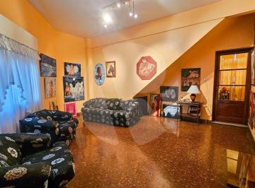 PH · 137m² · 4 Ambientes · 1 Cochera · PH en Villa Santa Rita