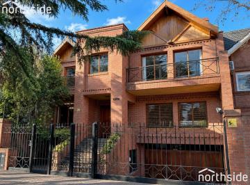 Casa · 450m² · 4 Ambientes · 1 Cochera · Casa en Alquiler en Martinez Libert./rio