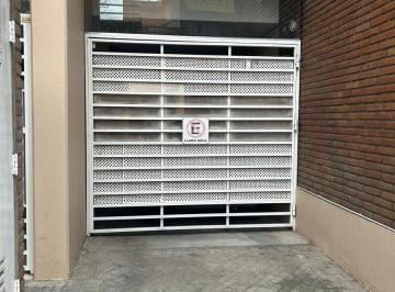 Garage · Cochera Doble en Republica de La Sexta