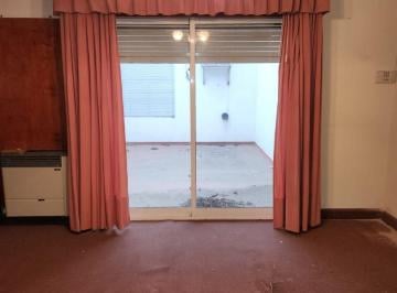 Casa de 10 ambientes, Córdoba · Casa de 546 m² con 2 Dorm. en Venta en General Pueyrredón
