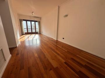 Departamento · 75m² · 3 Ambientes · 1 Cochera · Alquiler Dpto 3 Amb con Cochera en La Perla