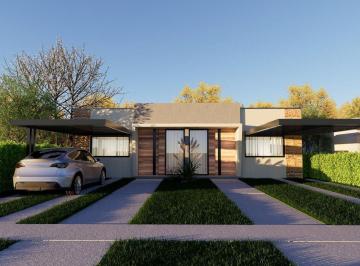 Casa · 75m² · 3 Ambientes · 1 Cochera · Casa en Venta Bº Privado Pinar de Sol IX - Maipu