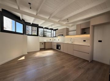 PH · 130m² · 3 Ambientes · Venta PH Caballito Villa Crespo 3 Ambientes Hecho a Nuevo Listo Para Entrar Super Luminoso!