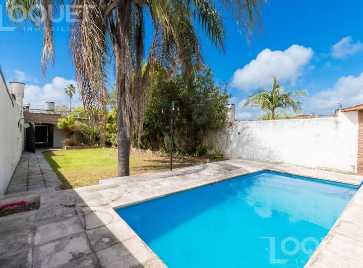 Casa · 113m² · 4 Ambientes · 2 Cocheras