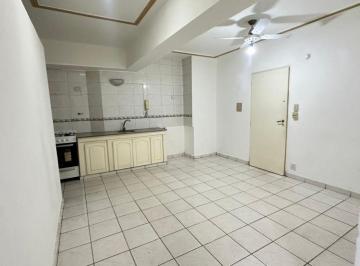 Departamento de 2 ambientes, San Miguel de Tucumán · Alquiler | Monoambiente con Division | San Juan Al 100 Smt