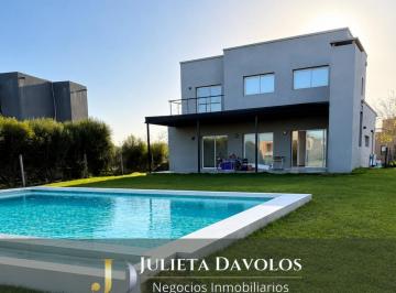 Casa · 170m² · 6 Ambientes · 2 Cocheras · Casa Al Agua en Venta 6 Ambientes Barrio El Canton Norte Al Lago