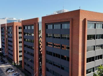 Oficina comercial · 245m² · 1 Ambiente · 8 Cocheras · Oficina - Vicente López