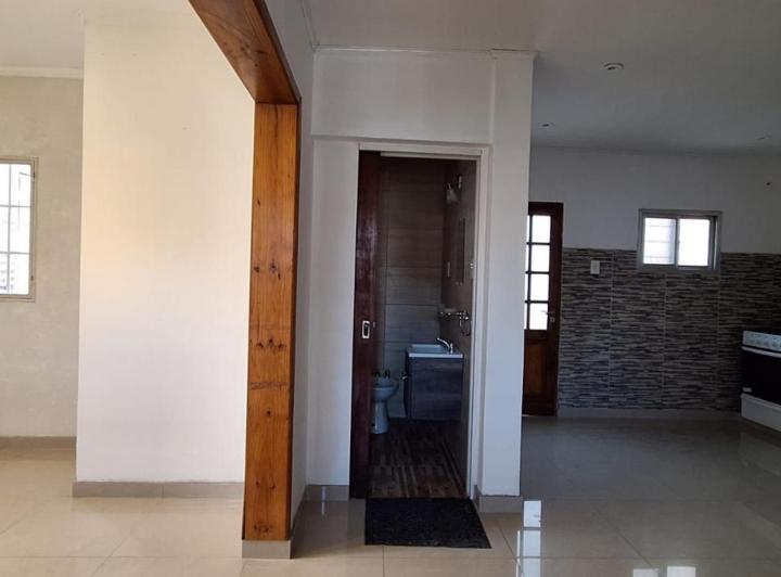 Casa · 60m² · 2 Ambientes · 1 Cochera