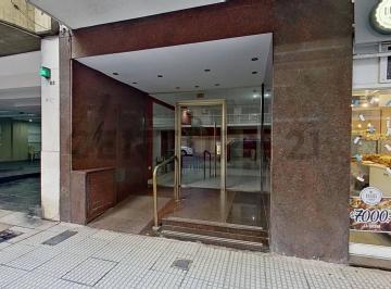 Departamento · 76m² · 4 Ambientes · Venta Departamento 4 Ambientes Flores/caballito