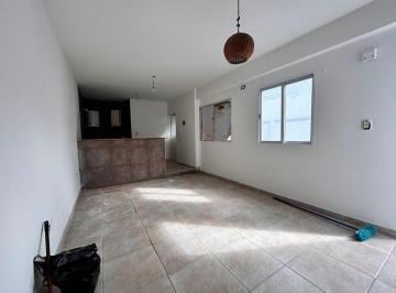 PH de 1 ambiente, Versalles · Venta PH de 1 Ambiente y Medio 1° Piso por Escalera - Sin Expensas - Versalles